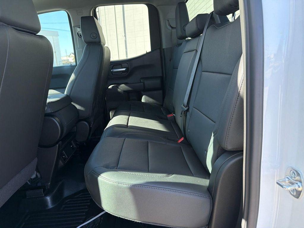 new 2026 GMC Sierra 1500 car, priced at $42,226