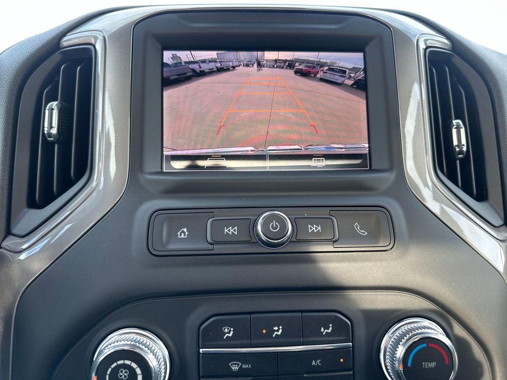 new 2026 GMC Sierra 1500 car, priced at $39,118