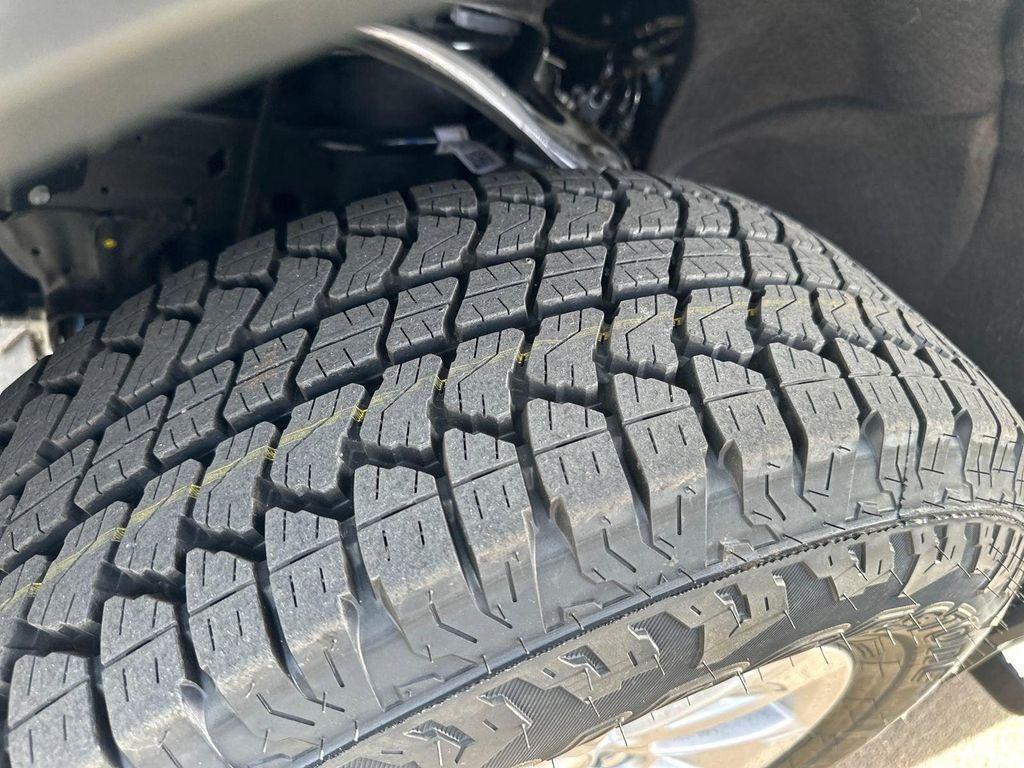 new 2026 GMC Sierra 1500 car, priced at $39,118