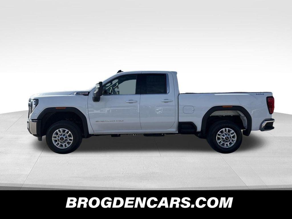 new 2025 GMC Sierra 2500 car, priced at $67,097