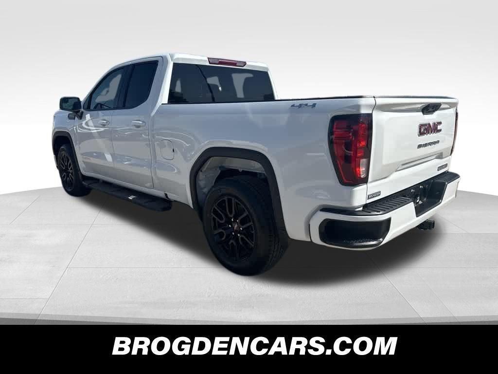 new 2024 GMC Sierra 1500 car, priced at $45,595