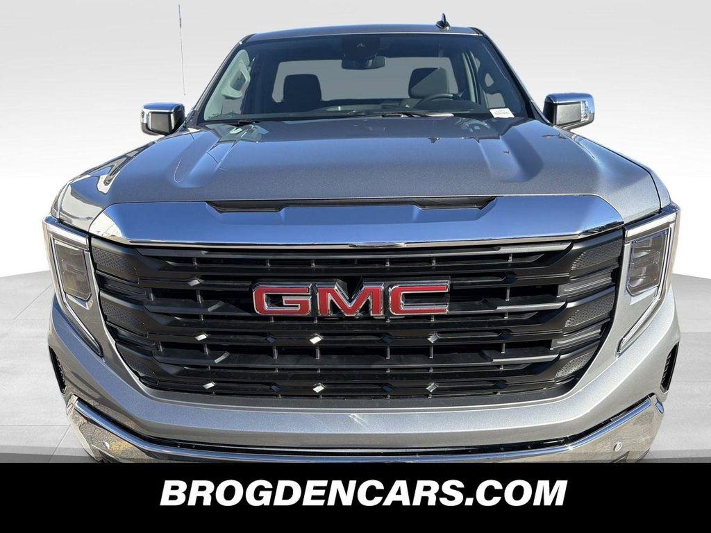new 2026 GMC Sierra 1500 car, priced at $38,780