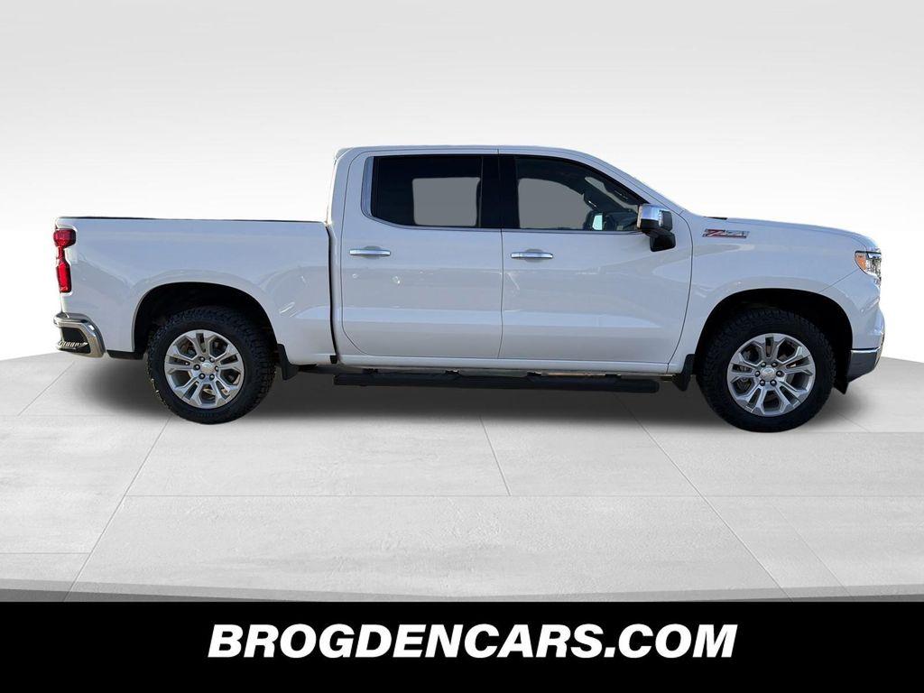 used 2024 Chevrolet Silverado 1500 car, priced at $41,995