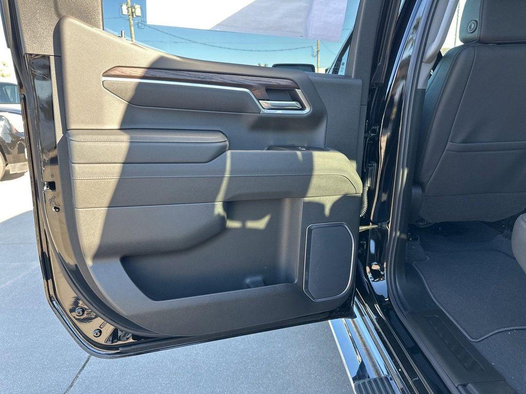 new 2026 GMC Sierra 1500 car, priced at $60,118