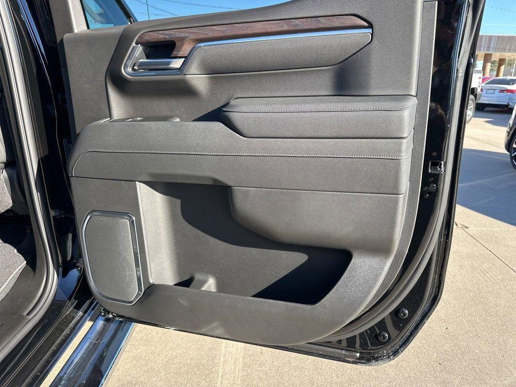 new 2026 GMC Sierra 1500 car, priced at $60,118