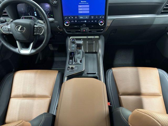 used 2025 Lexus GX 550 car, priced at $93,887