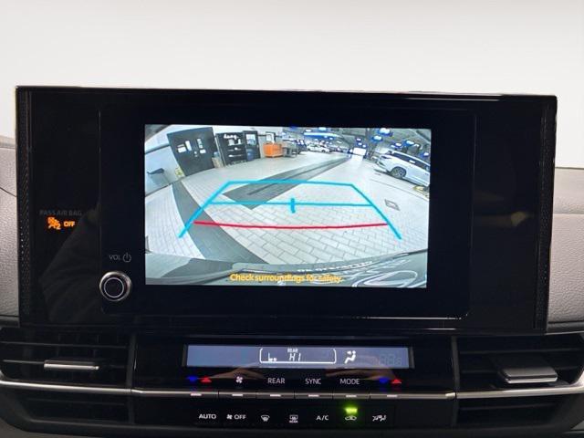 used 2025 Toyota Sienna car, priced at $39,961