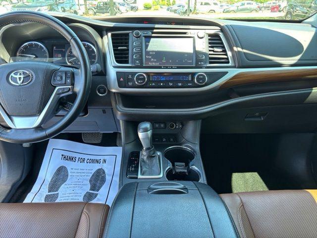 used 2017 Toyota Highlander car, priced at $19,342