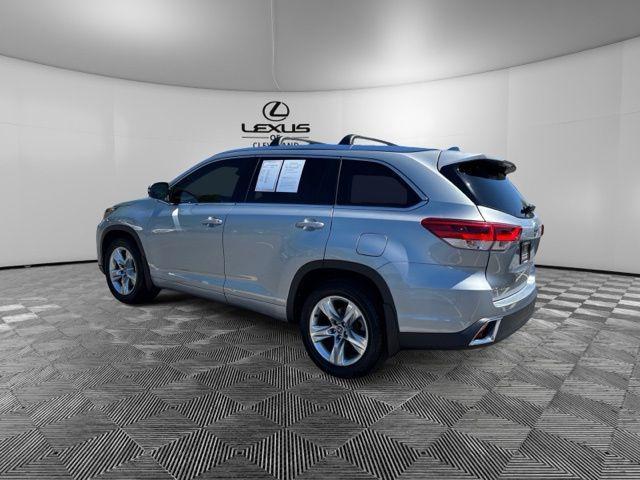 used 2017 Toyota Highlander car, priced at $19,342
