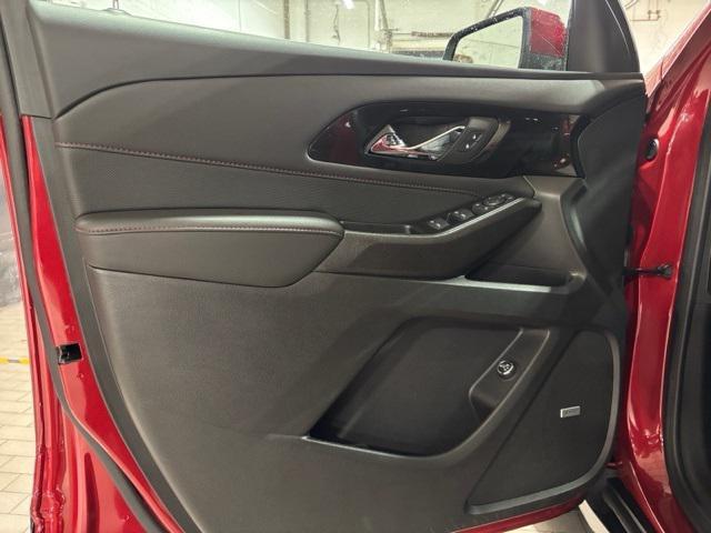 used 2023 Chevrolet Traverse car, priced at $35,944