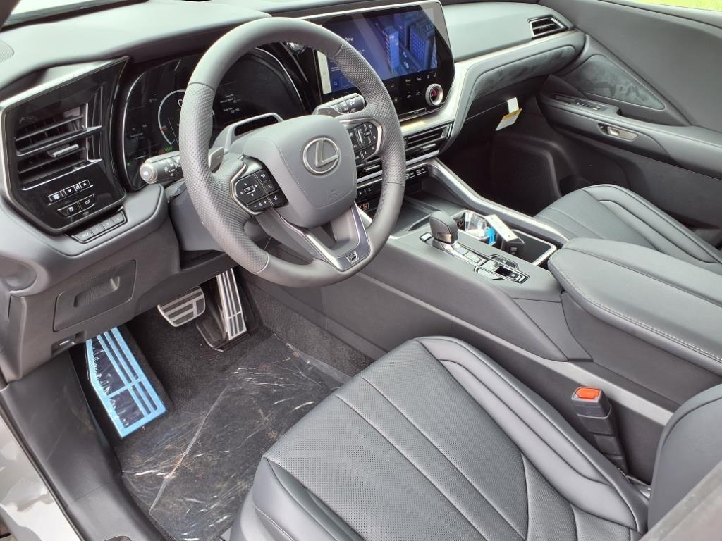new 2025 Lexus TX 500h car, priced at $70,119