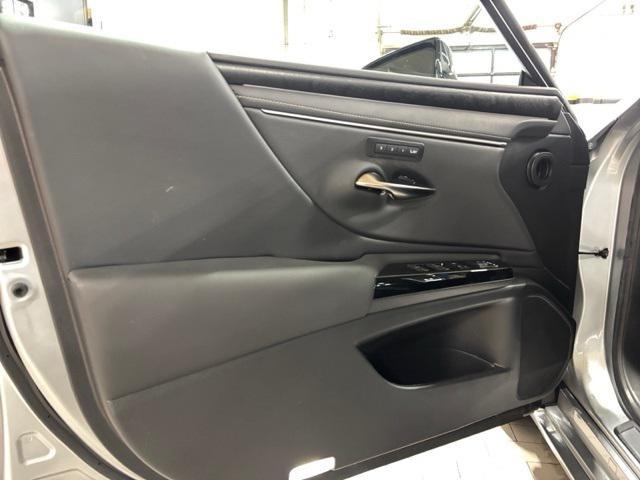 used 2023 Lexus ES 350 car, priced at $38,924