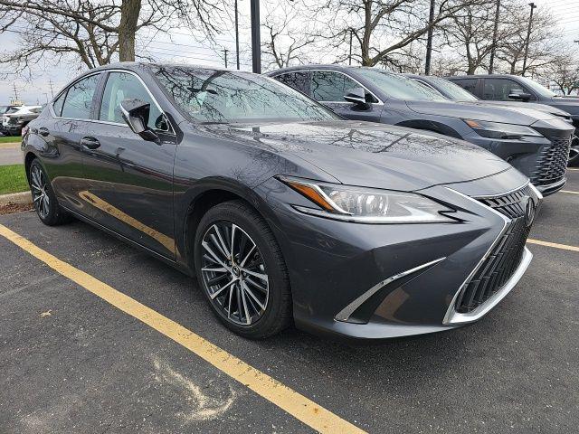 used 2025 Lexus ES 350 car