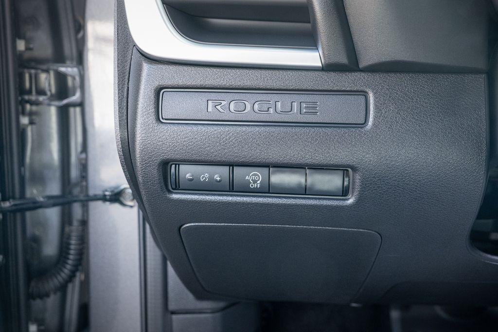 used 2025 Nissan Rogue car, priced at $25,000