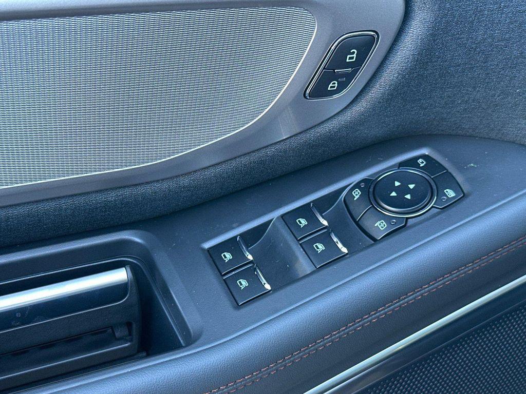 new 2025 Ford Expedition car, priced at $71,545