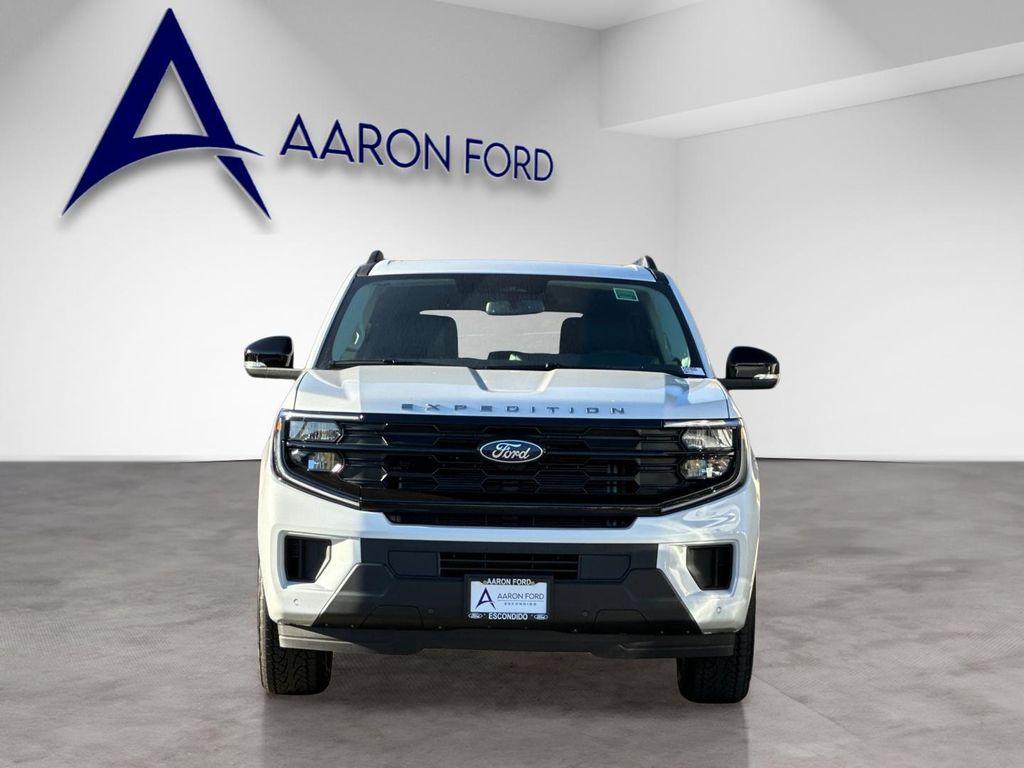 new 2025 Ford Expedition car, priced at $71,545