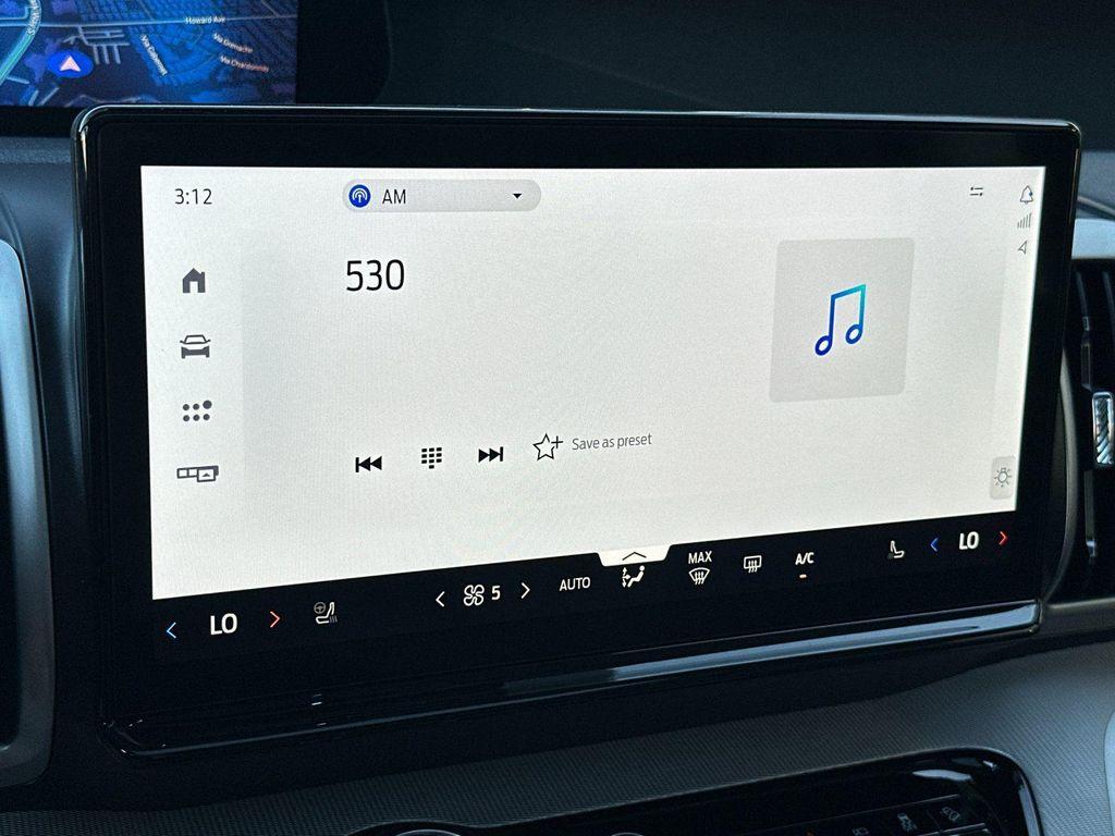 new 2025 Ford Expedition car, priced at $71,545