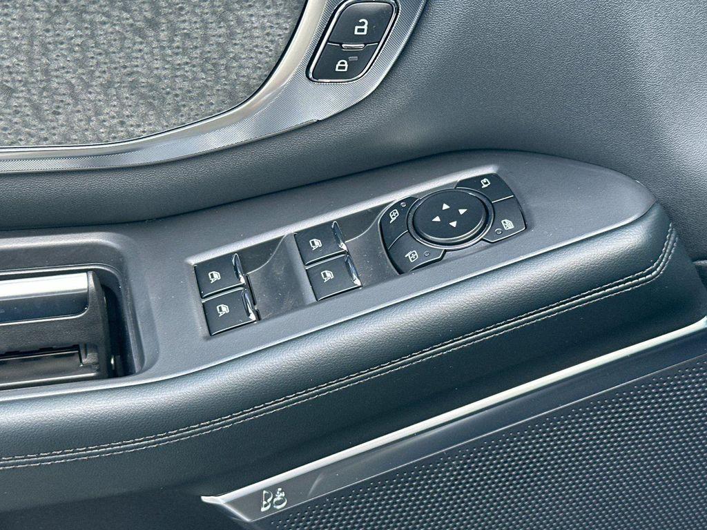 new 2026 Ford Expedition car, priced at $83,163