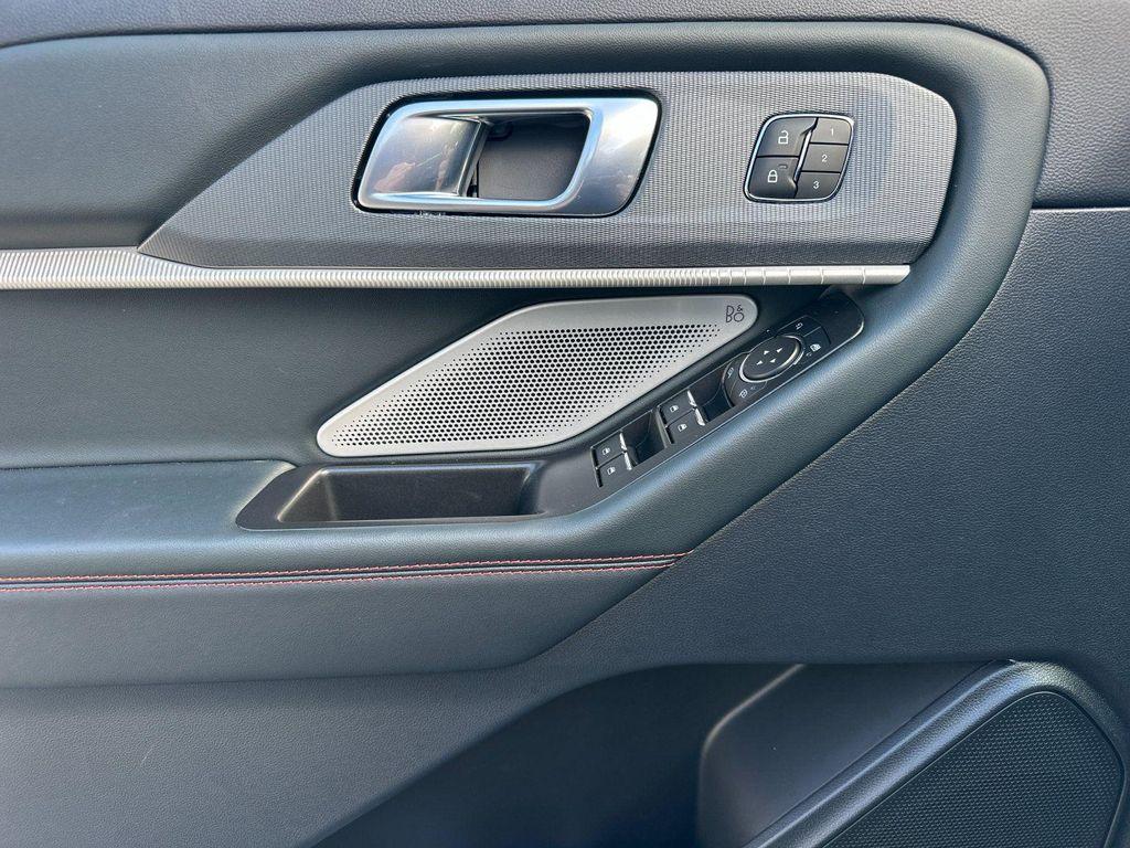 new 2026 Ford Explorer car, priced at $65,285