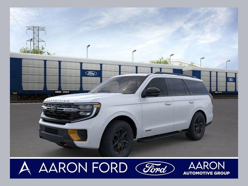new 2025 Ford Expedition car, priced at $83,055