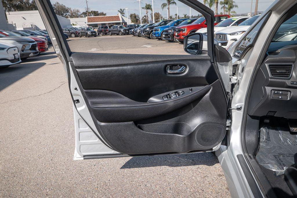 used 2022 Nissan Leaf car, priced at $13,900