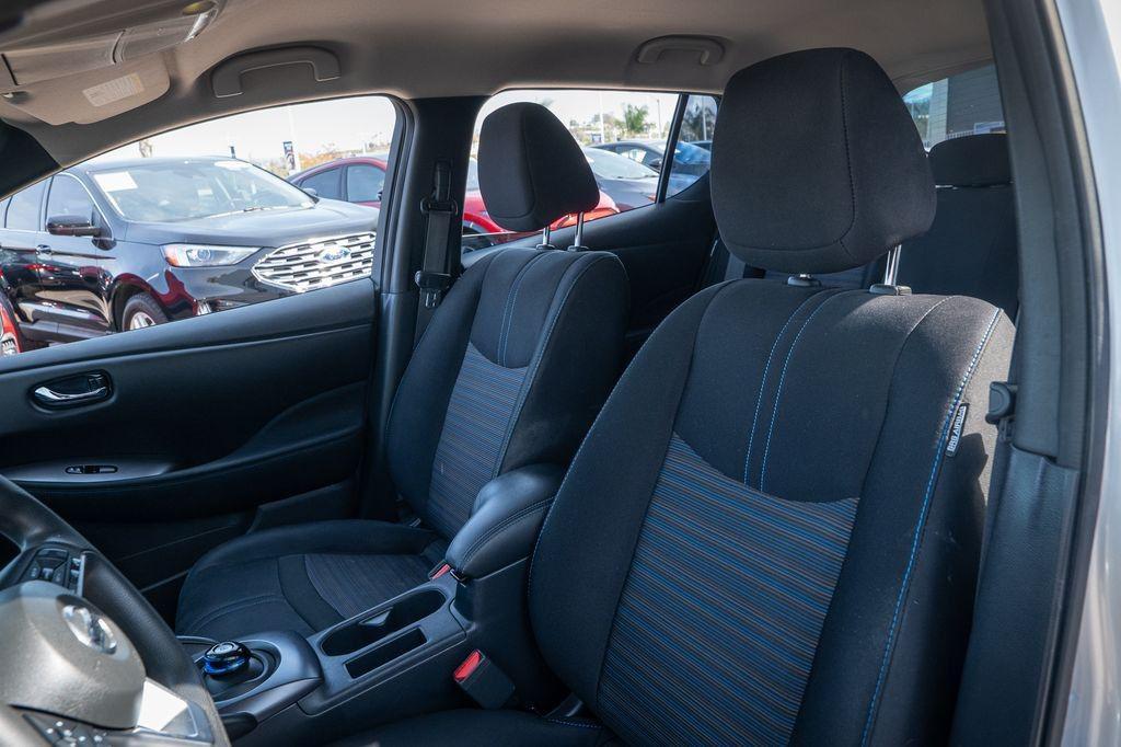 used 2022 Nissan Leaf car, priced at $13,900