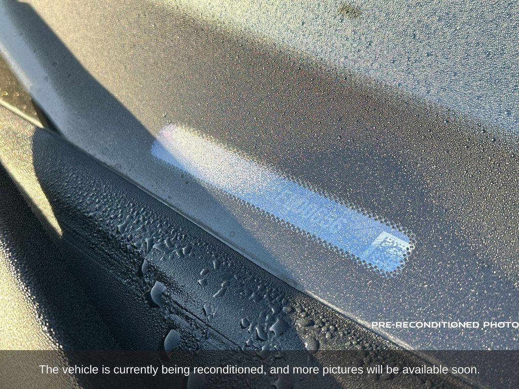 used 2025 Lincoln Navigator car, priced at $91,112