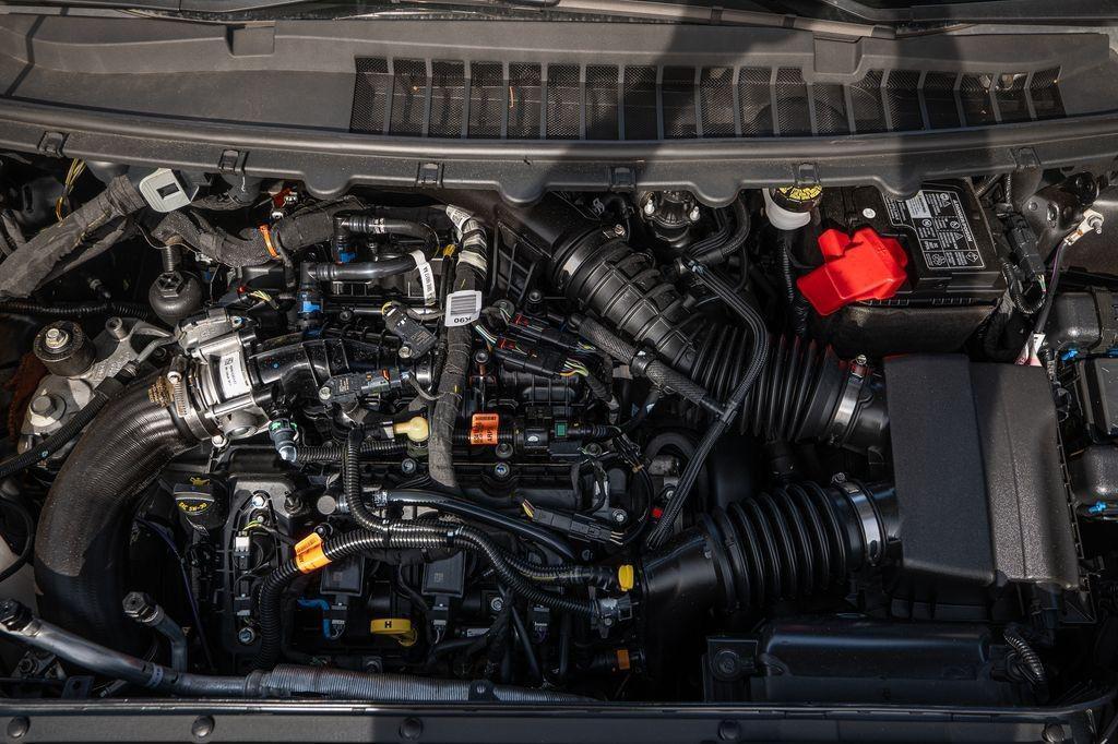 used 2022 Ford Edge car, priced at $27,000