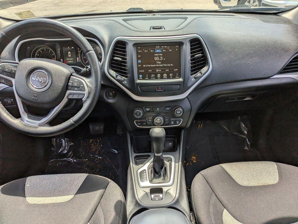 used 2014 Jeep Cherokee car, priced at $7,991