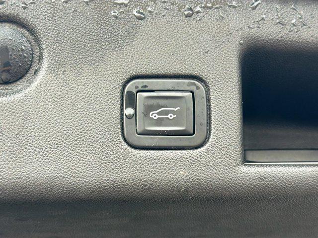 used 2018 Chevrolet Equinox car, priced at $13,021