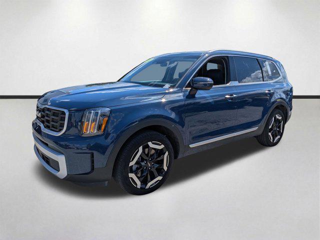used 2025 Kia Telluride car, priced at $29,911