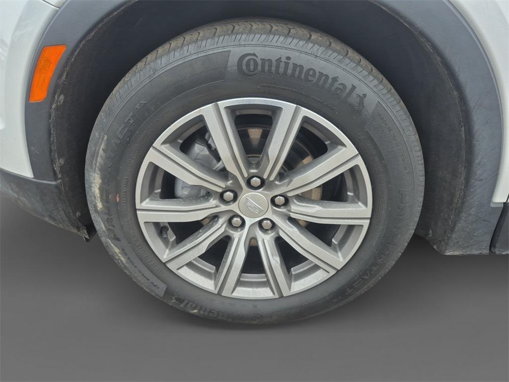 used 2020 Cadillac XT4 car, priced at $23,353