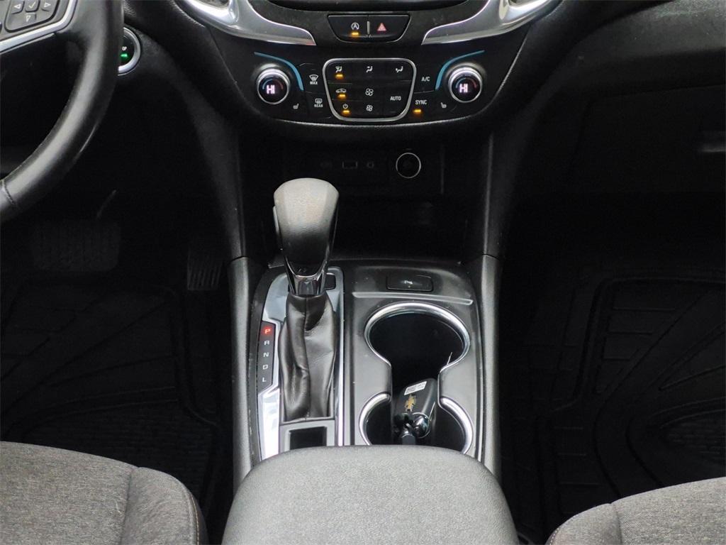 used 2022 Chevrolet Equinox car, priced at $16,993