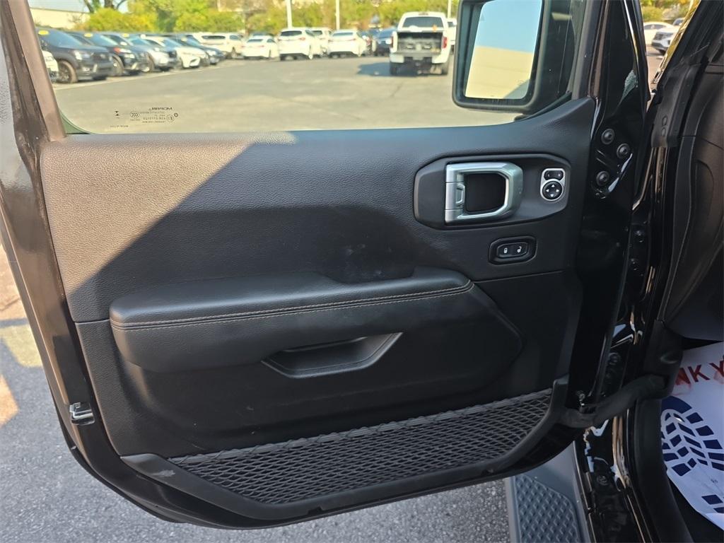 used 2023 Jeep Gladiator car, priced at $31,493