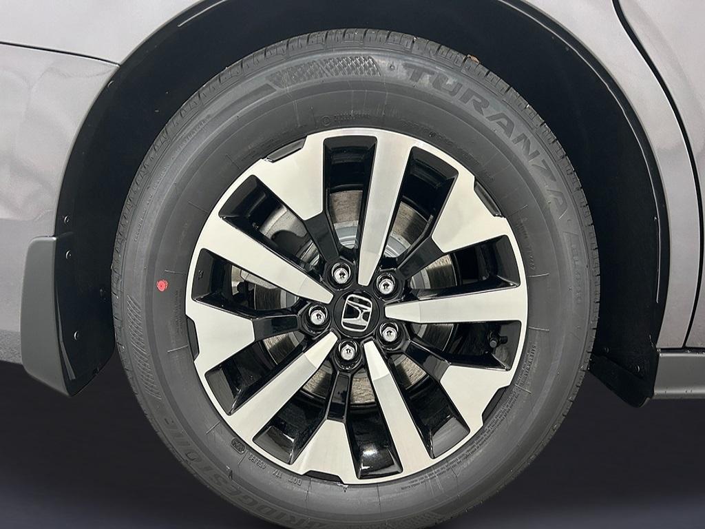 new 2026 Honda Odyssey car, priced at $44,320