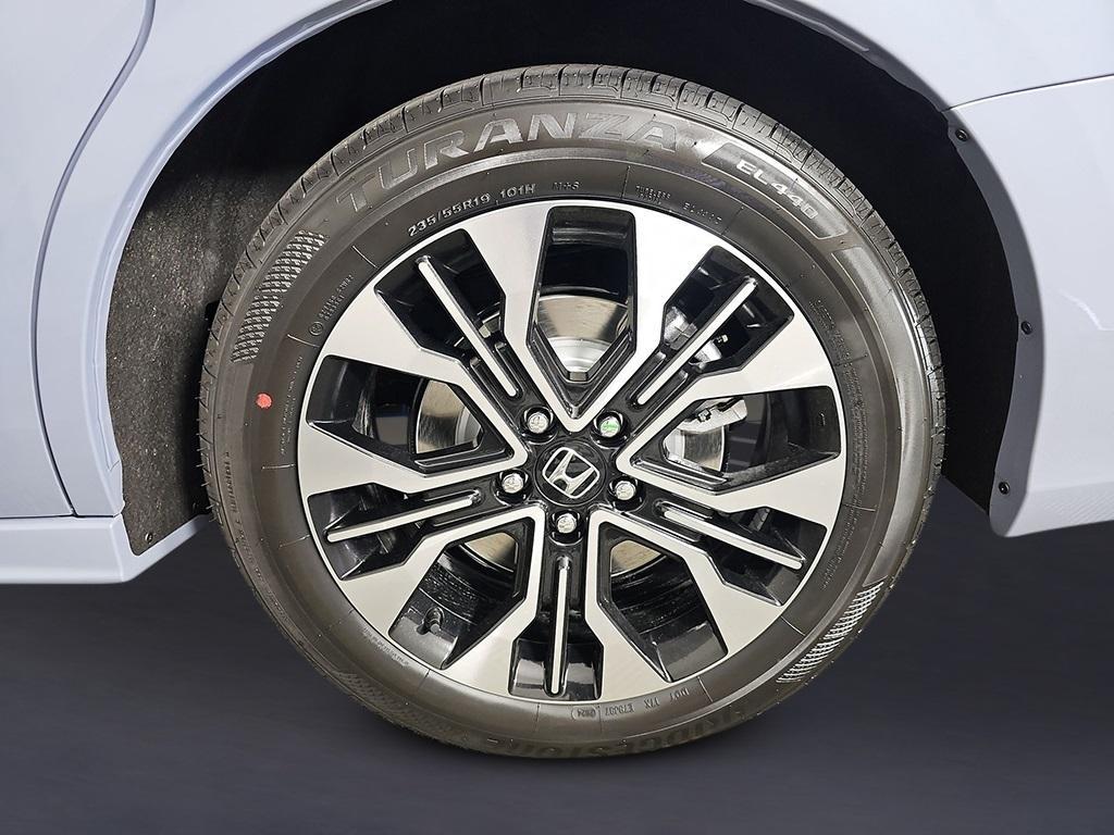 new 2026 Honda Odyssey car, priced at $52,645