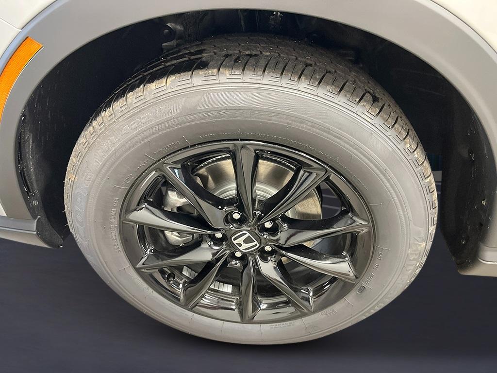 new 2026 Honda CR-V Hybrid car, priced at $40,675