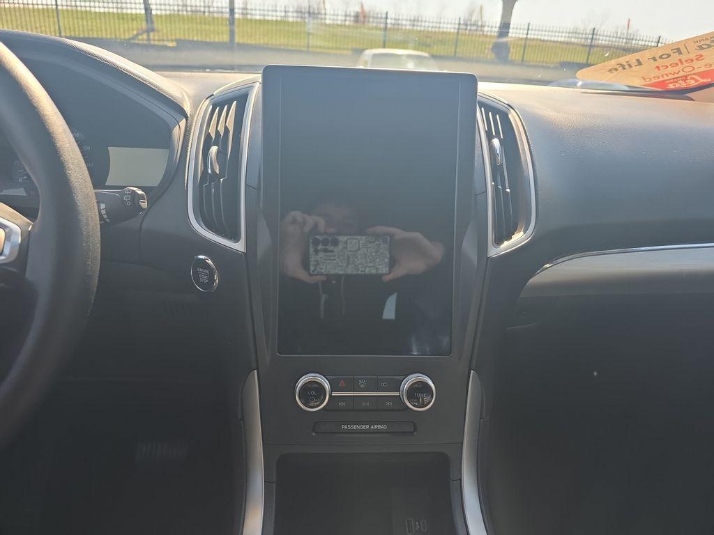 used 2022 Ford Edge car, priced at $18,507