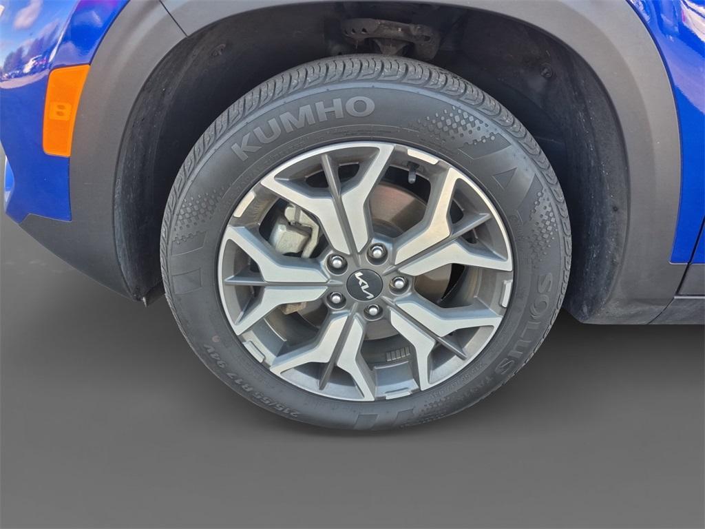 used 2023 Kia Seltos car, priced at $21,299