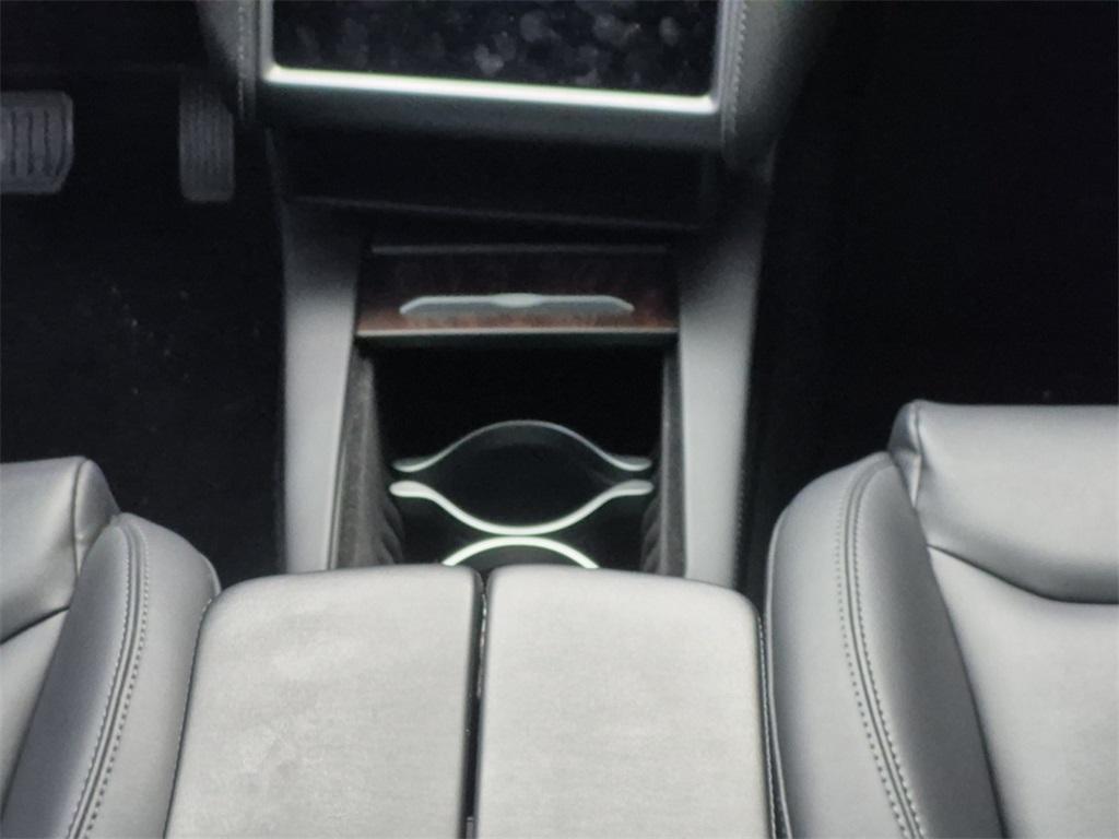 used 2020 Tesla Model X car, priced at $34,892