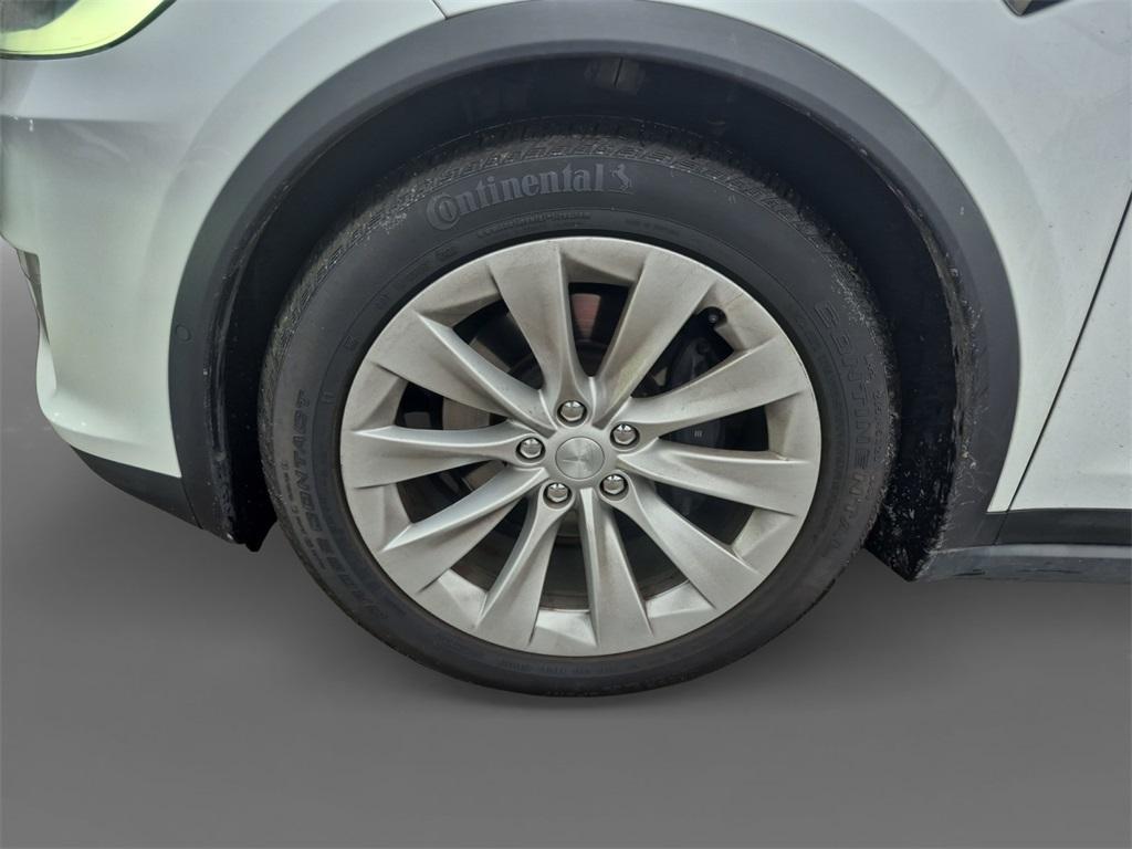 used 2020 Tesla Model X car, priced at $34,892
