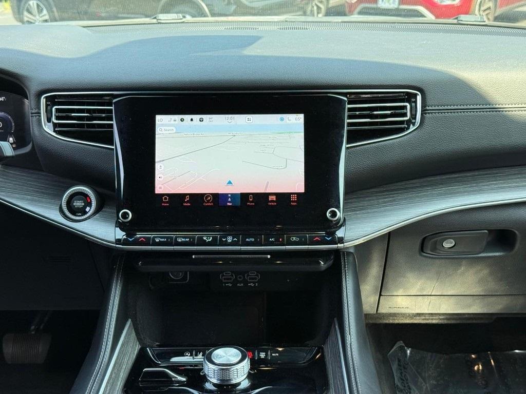 used 2023 Jeep Wagoneer L car, priced at $38,892