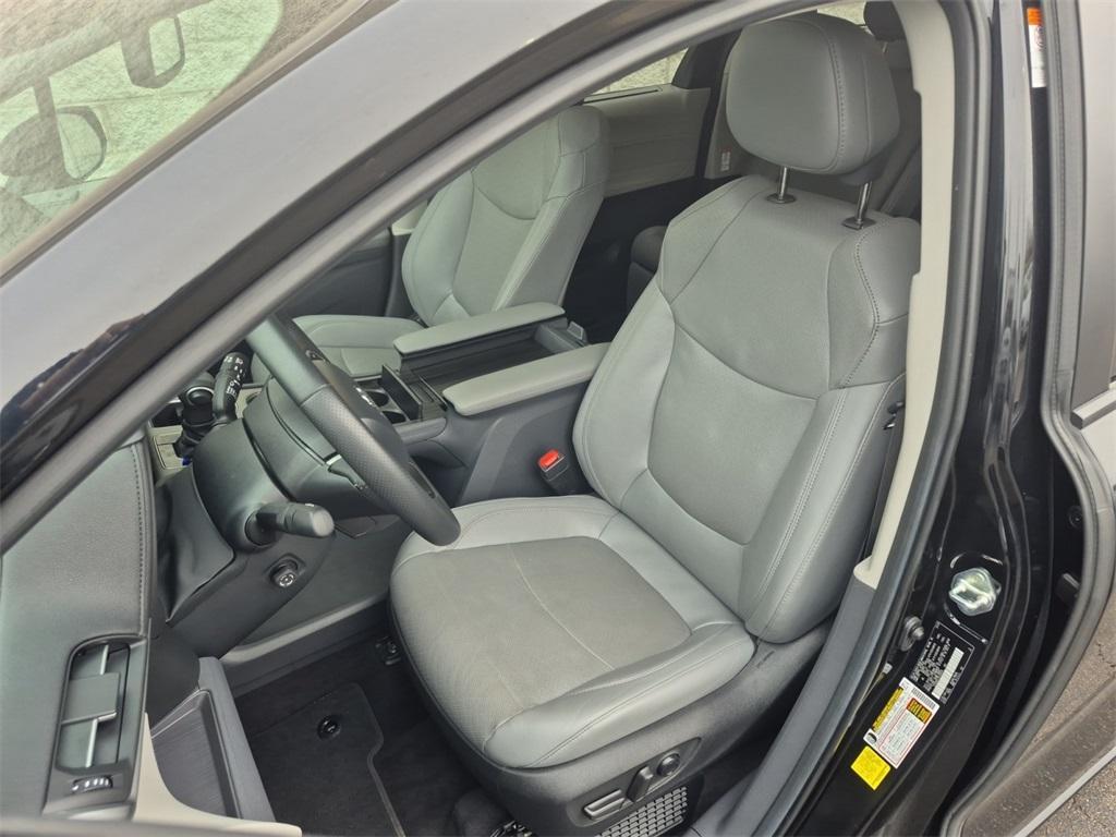 used 2024 Toyota Sienna car, priced at $47,990