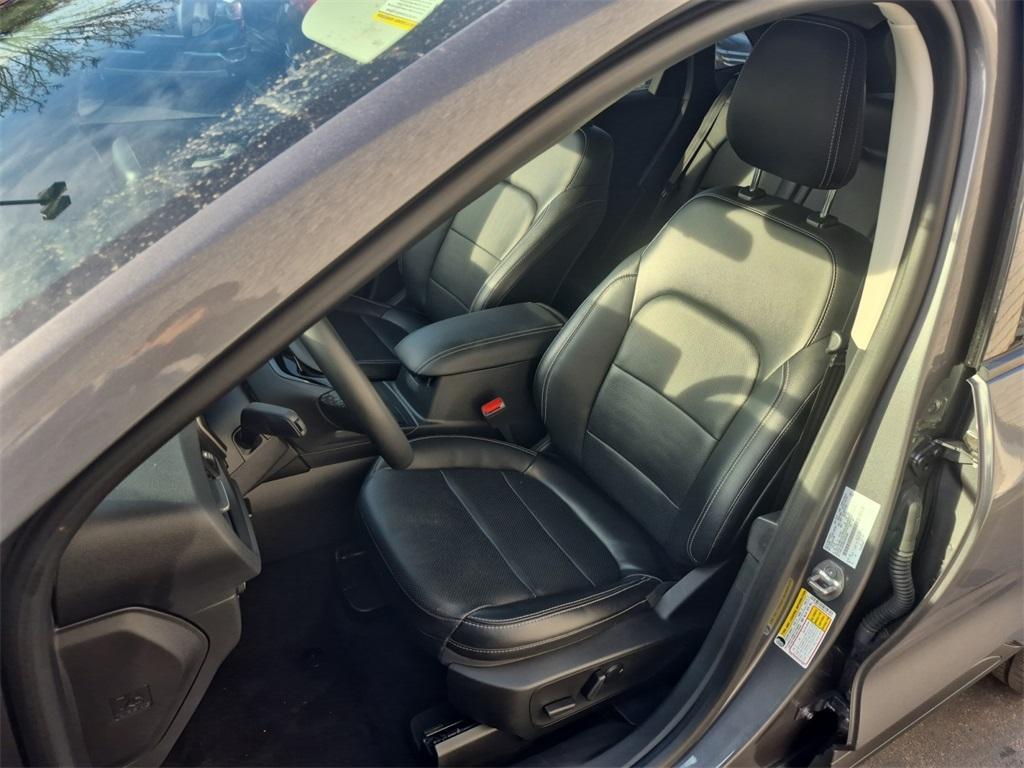 used 2022 Ford Escape car, priced at $19,106