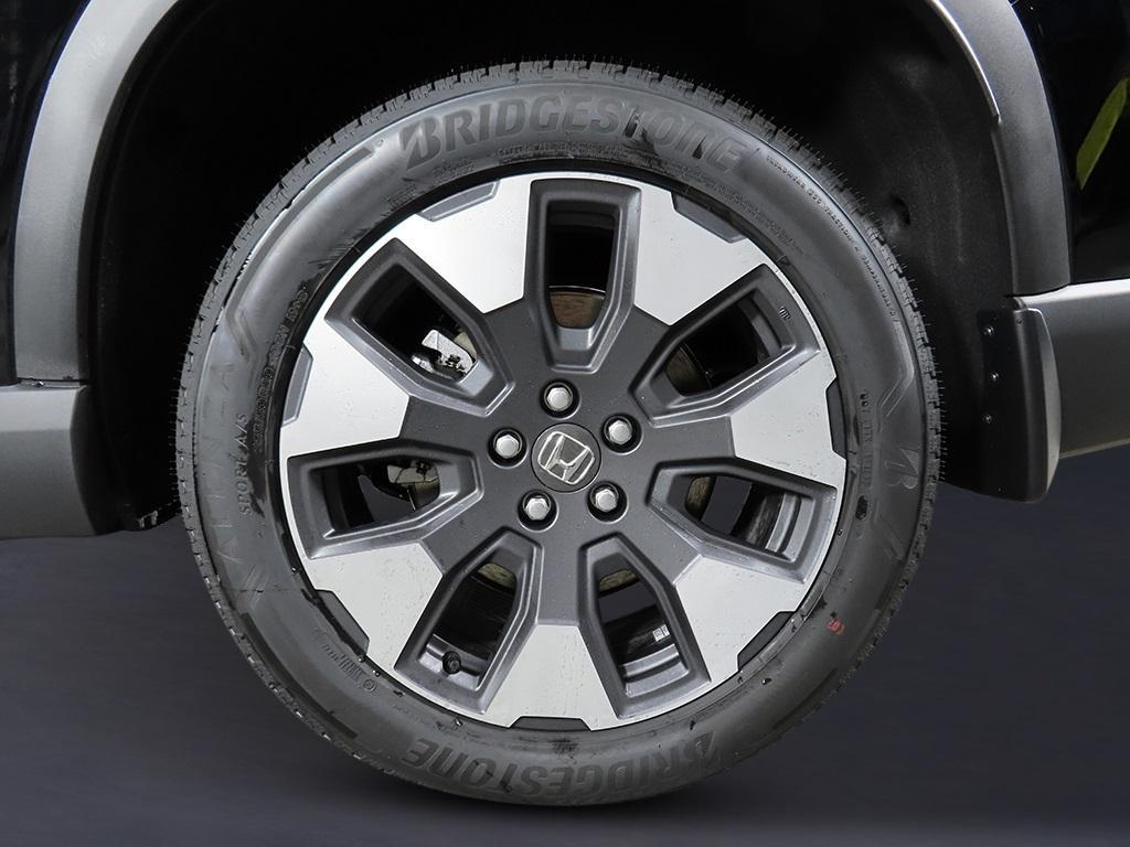 new 2026 Honda Pilot car, priced at $54,990