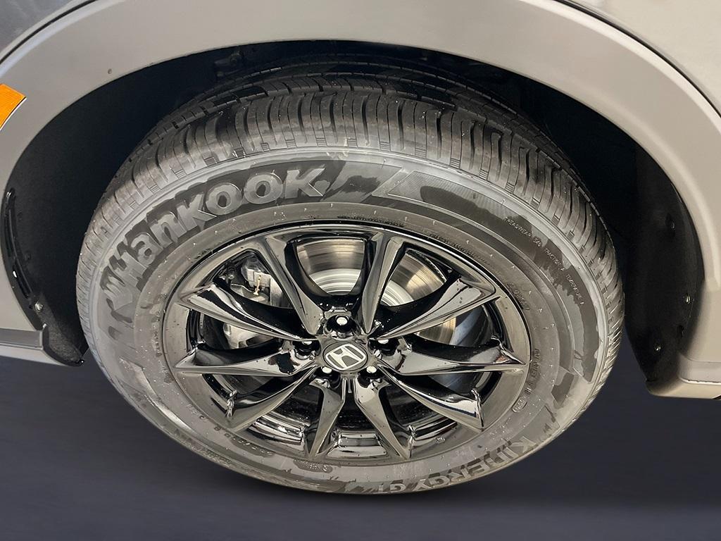 new 2026 Honda CR-V Hybrid car, priced at $39,831