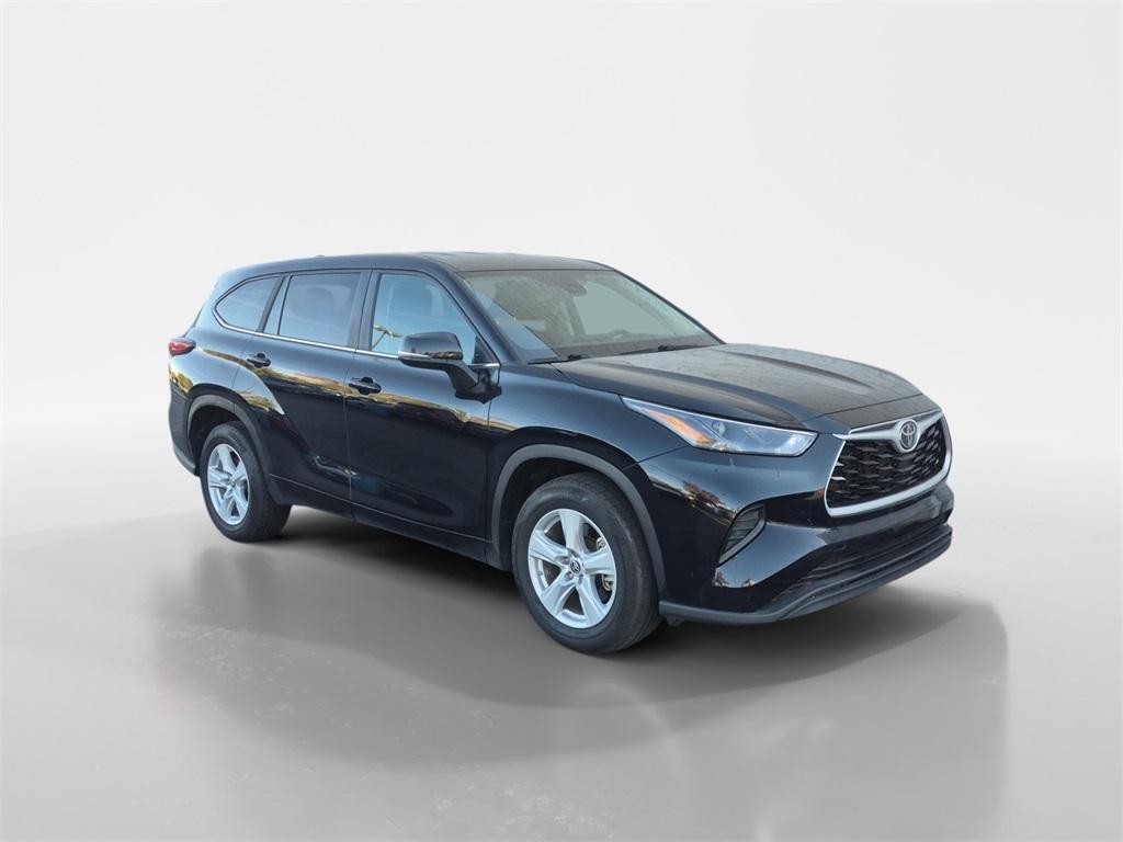 used 2023 Toyota Highlander car, priced at $26,346