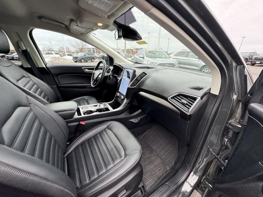 used 2024 Ford Edge car, priced at $27,771