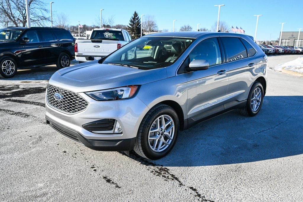 used 2024 Ford Edge car, priced at $25,900