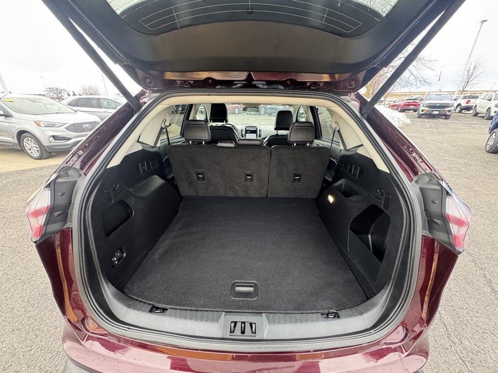used 2024 Ford Edge car, priced at $27,472